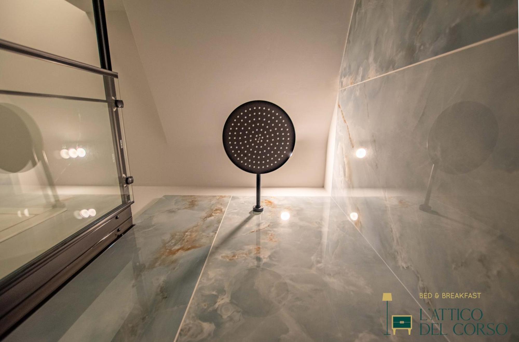 L'Attico Del Corso Apartment Trieste Luaran gambar